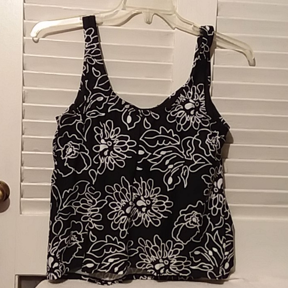 Blair Swimsuit Top - Picture 2 of 4